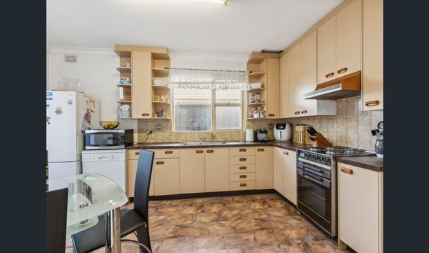 Centrally Located - Photo 1