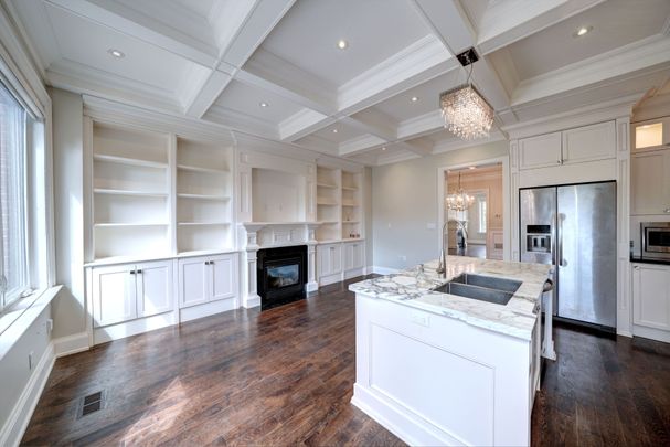 For Lease - 311 Davisville Avenue, Toronto, Ontario - Photo 1