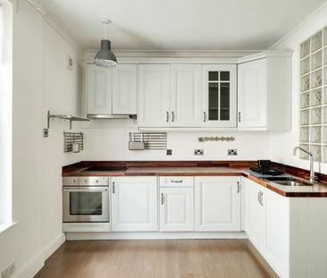 1 Bed Flat - Photo 4