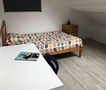 6 Bed Terraced House, Henry Road, NG7 - Photo 5