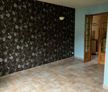 Location Appartement 2 pièces 38m² LE CREUSOT 71200 - Photo 1