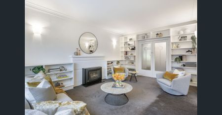 Spacious & Bright, Art Deco Delight - Photo 2