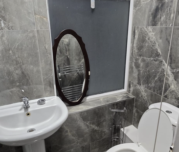 3 bedroom terraced house to rent - Photo 3