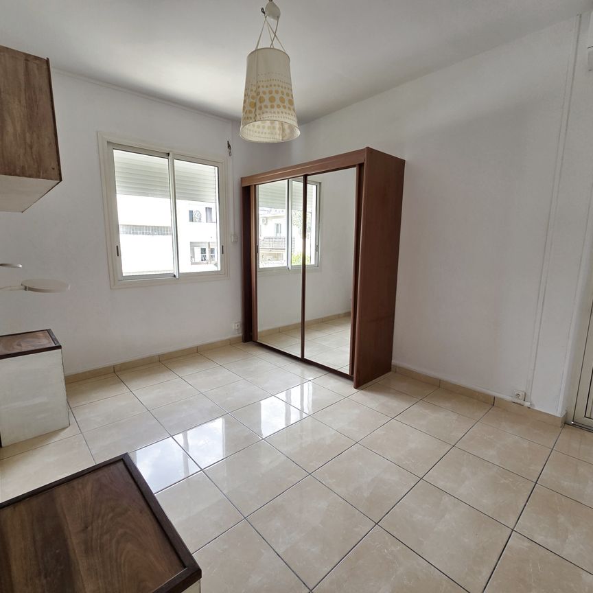 Location Appartement 5 pièces 125m² ST DENIS 97400 - Photo 1