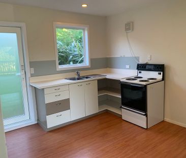 3BR Double Glazed Townhouse in Khandallah - Photo 6