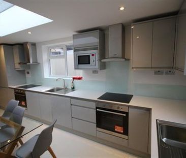 House share to rent - Photo 1