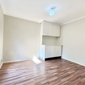 Well maintained studio with convenient setting - Photo 2