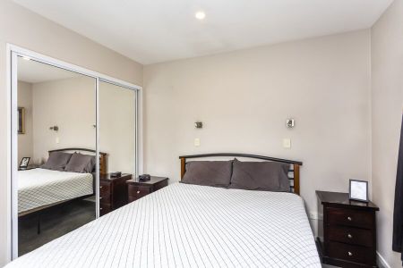 Over 60’s Unit! - Photo 4