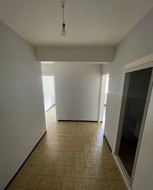 Location Appartement - Saint-André-de-la-Roche - Photo 5