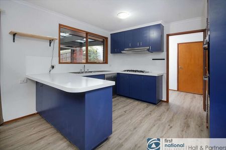 8 Angus Court, Pakenham - Photo 4