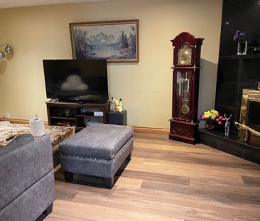 For Lease - 5103 Rising Star Court, Mississauga, Ontario - Photo 1