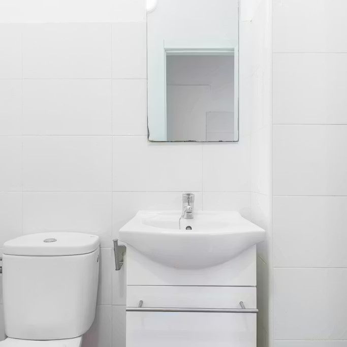 Gran Via Marquès del Túria Gran Via, Valencia, Valencian Community 46005 - Photo 1