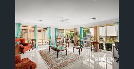 GOEGEOUS FAMILY HOUSE - Photo 2