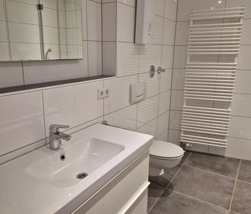 Barrierearme 2-Zimmer-Wohnung mit Balkon in zentraler Lage von - Photo 1