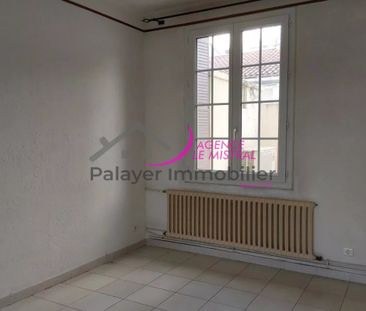 BEDARRIDES A LOUER JOLIE VILLA AVEC JARDIN ET GARAGE - Photo 2