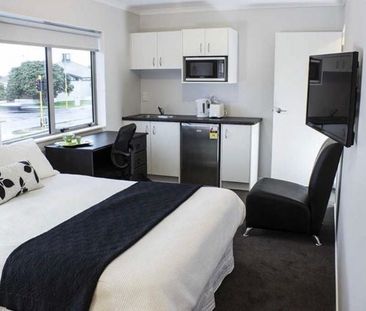Private Studio - Fully Furnished - Photo 2