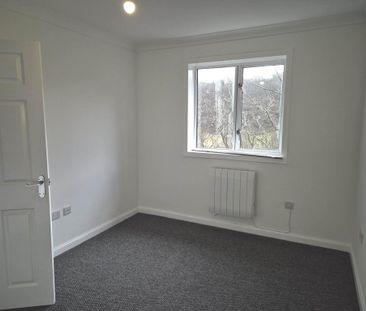 3 bedroom maisonette to rent - Photo 3