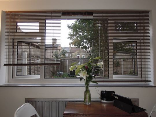 1 Bed Flat, Stratford, E15 - Photo 1