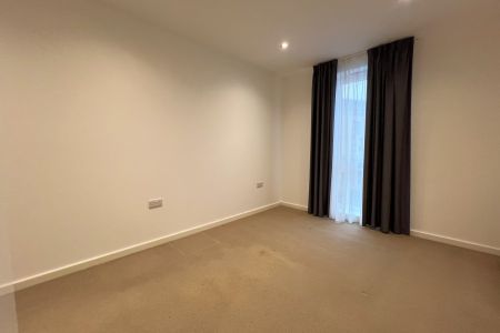 Garfield Road, Addlestone - 2 bedrooms Property for lettings - Seymours - Photo 5