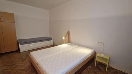 Prenájom: 3-izbový byt – Starý Avion, Odborárske námestie - Fotografia 3