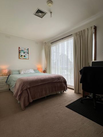 Glen Waverley - Photo 3