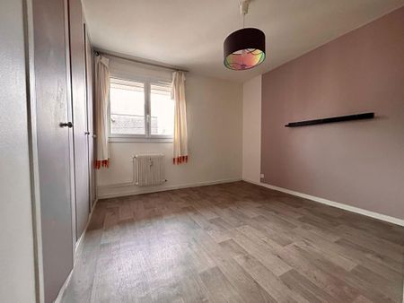 Location Appartement 3 pièces 66m² ROUEN 76100 - Photo 3