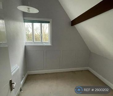 3 bedroom flat to rent - Photo 3