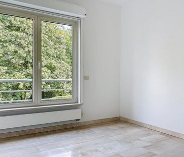 Appt 3ch + 2 sdb terrasse + garage / Ixelles - Boondael. - Foto 2