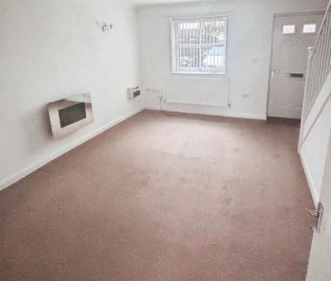 3 bedroom townhouse to rent - Photo 1