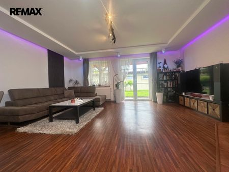 Pronájem bytu 3+kk 98 m², Hrušková 241 - Photo 3