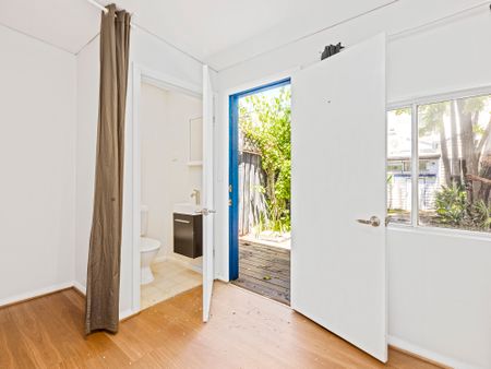 23 Sutherland Street, St Peters NSW 2044 - House For Rent | Domain - Photo 3