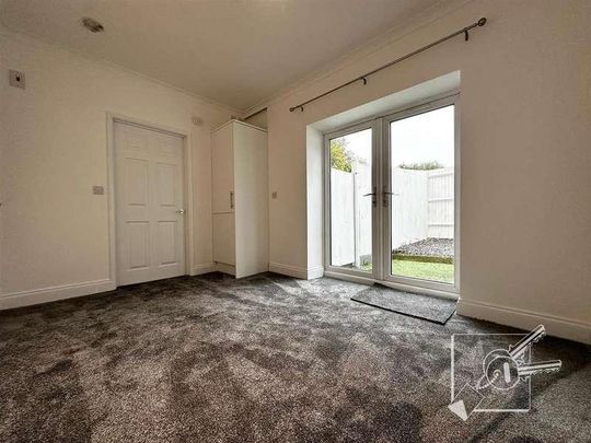 Central Avenue, Gravesend, DA12 - Photo 1