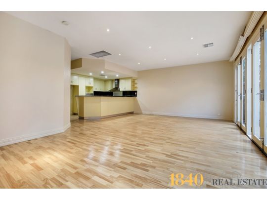 Luxurious and Ideally Located - Photo 1