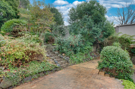 709 Yambla Avenue, Albury NSW 2640 - House For Rent | Domain - Photo 4