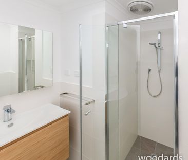Renovated 3-Bedroom Home with Park Views in Prime Camberwell! - Photo 5