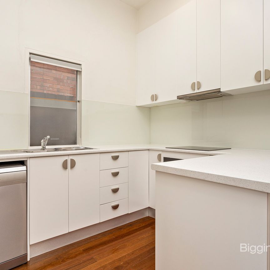 STUNNING TWO BEDROOM HOME, BEAUTIFULLY UPDATED! - Photo 1