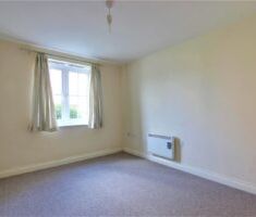 2 BEDROOM Apartment - Ground Floor - Photo 6