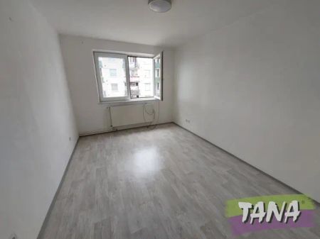 Pronájem bytu 1+1 s balkónem, Turnov, Žižkova ulice - Photo 3
