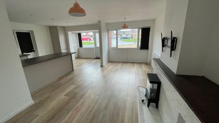3 bedroom bungalow to rent - Photo 3