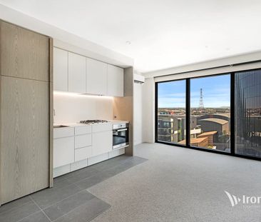 STUNNING WATERFRONT VIEW!! QUALITY LIVING! - Photo 6