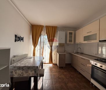 Apartament cu 2 dormitoare, 2 balcoane, parcare. str Libertatii - Fotografie 5