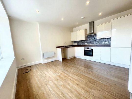 1 bedroom flat to rent - Photo 1
