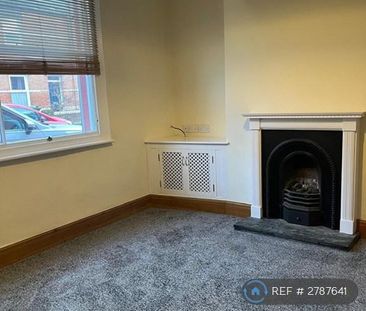 2 bedroom end of terrace house to rent - Photo 3