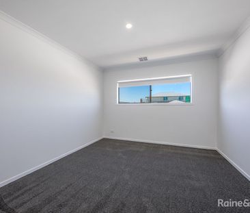 58 Needlebush Drive, Sunbury, VIC 3429 - Photo 6