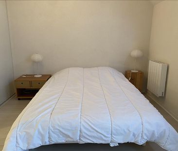 2 pièces - Meublé - 49 m² - 3ème étage - Colocation non autorisée - Photo 4