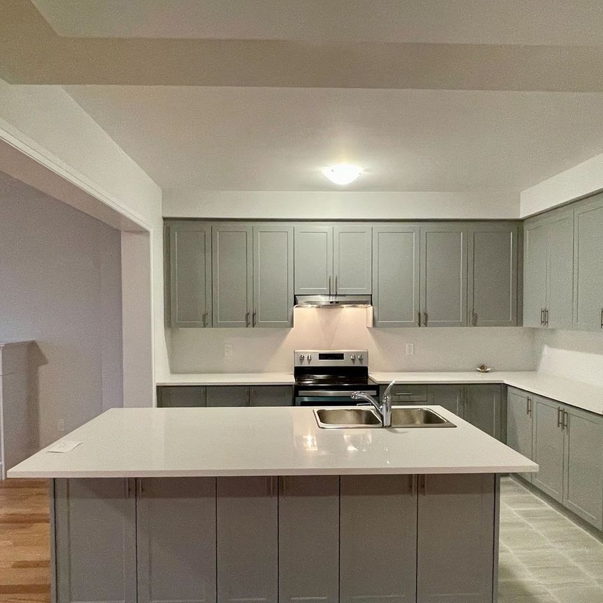 For Lease - 888 Knights Lane, Woodstock, Ontario - Photo 1