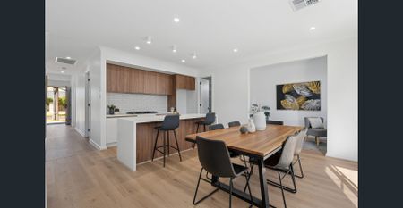 Brand-New Designer Home Offering Modern Style & Convenience - Photo 3