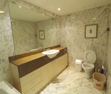 Furnished one bedroom apartment in 'The Grand' - Photo 3