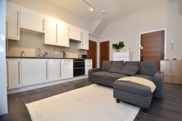 1 Bed Flat, Oaklands Grove, W12 - Photo 1