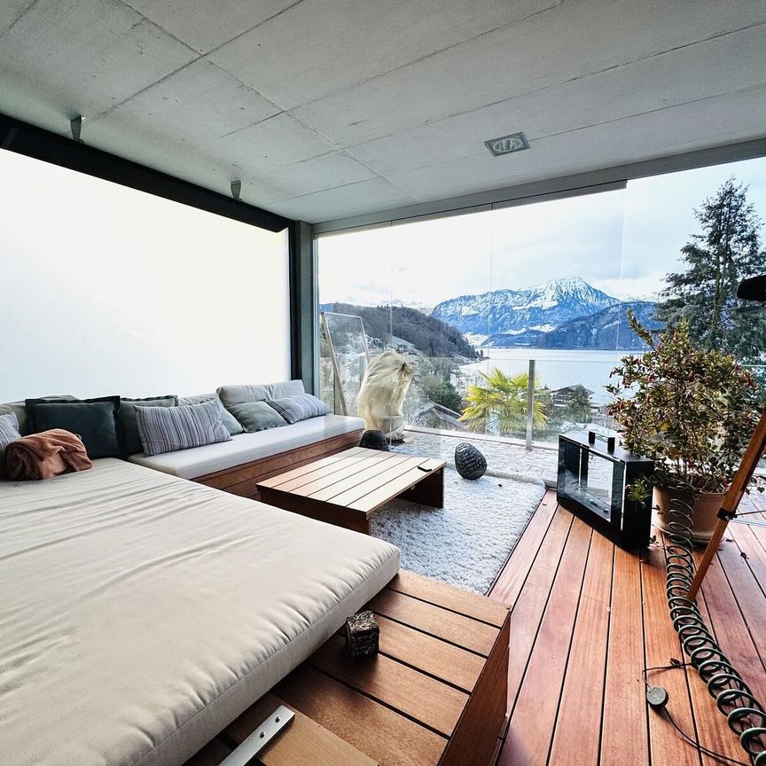 EXCLUSIVE VIEW IN EXCELLENT LOCATION - Photo 1